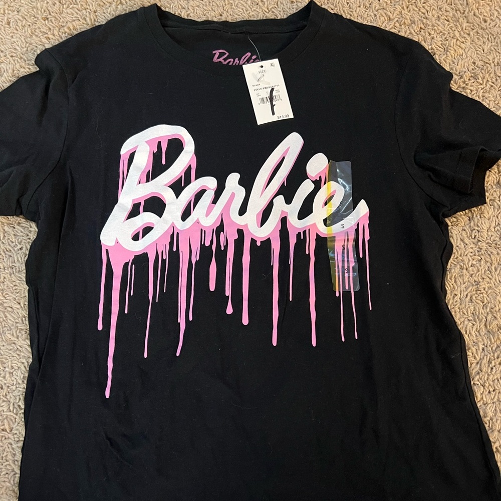 Barbie Short Sleeve Shirt Size Small NWT